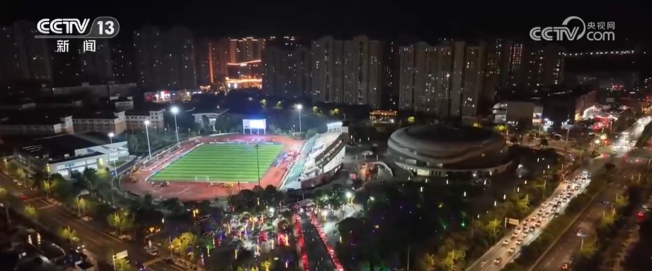 Bsports必一“体育+”经济全方位无死角借“体”反击 夏夜活动热力全开激起消(图14)